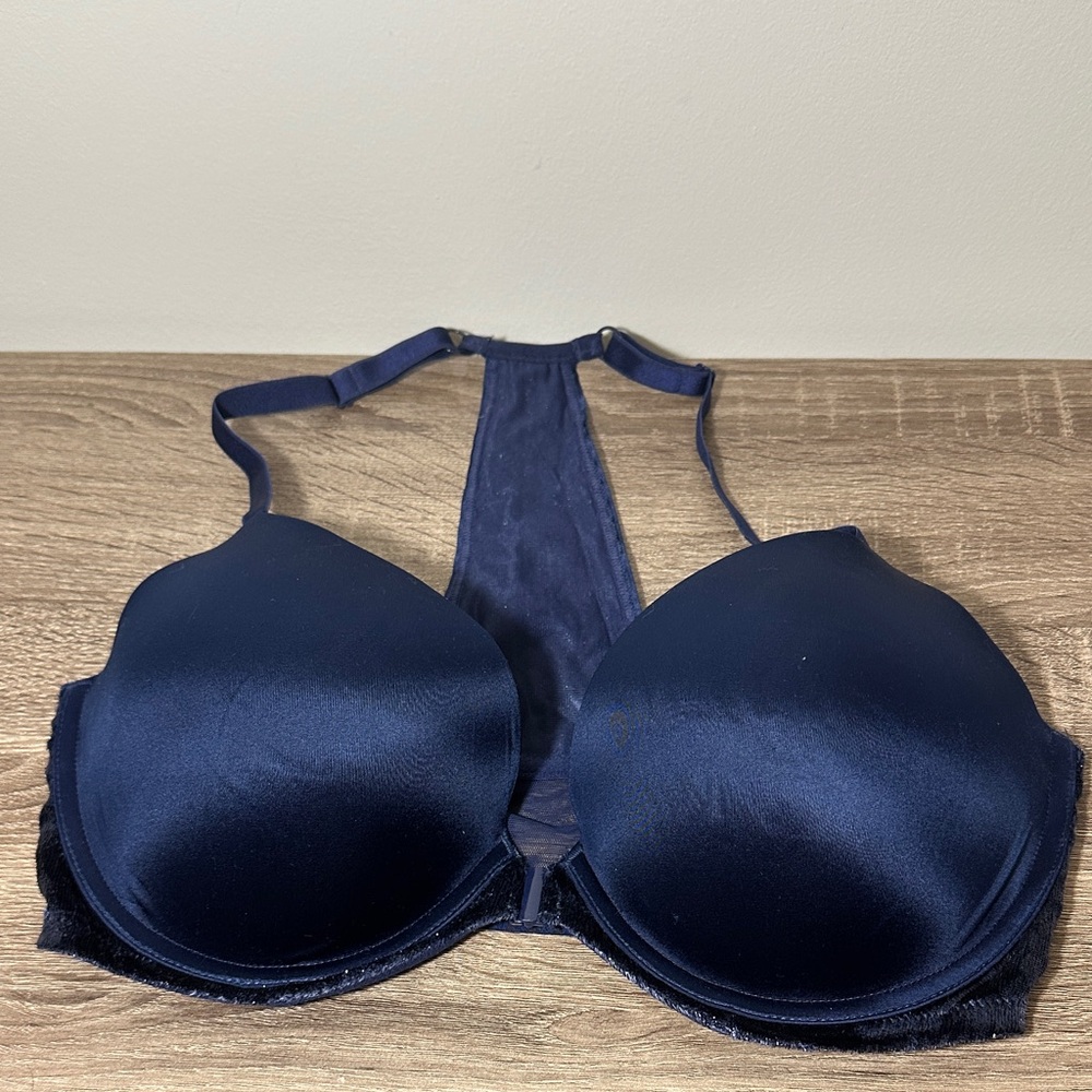 Victoria’s Secret Bra Very Sexy Push up Front close